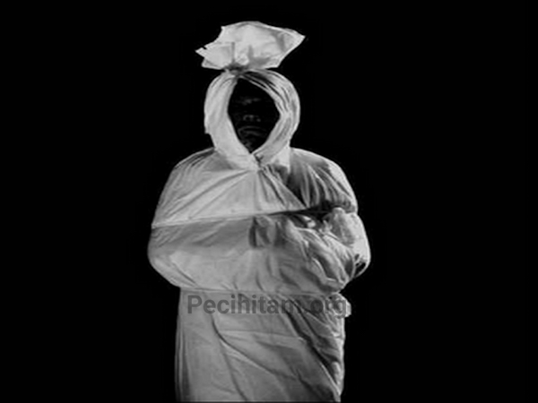 Ternyata Ini Asal-Usul Hantu Pocong Menurut Pandangan Islam - Pecihitam.org