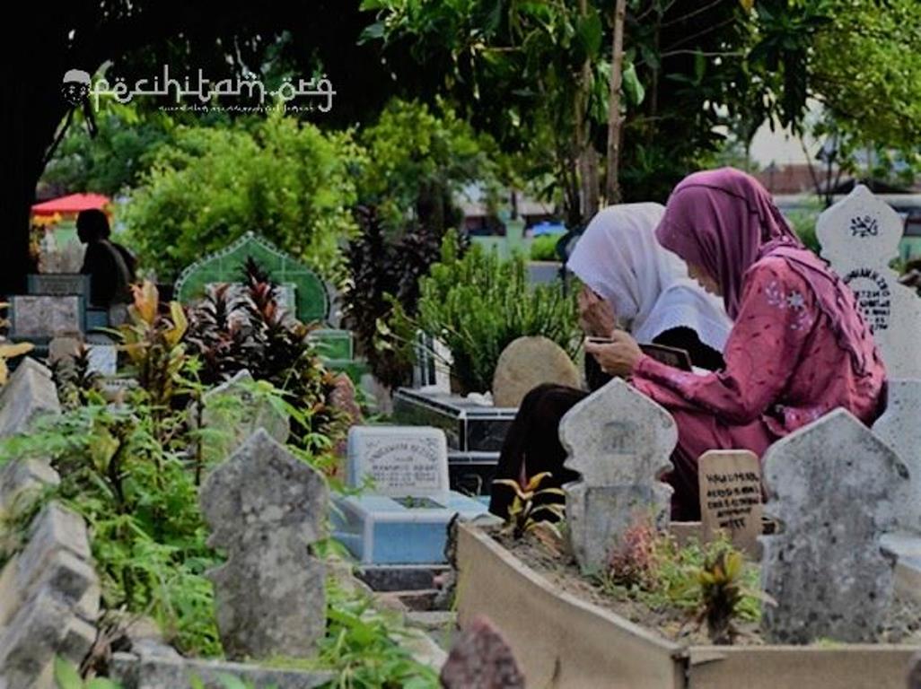 Pengertian Ziarah Kubur Dalam Islam 