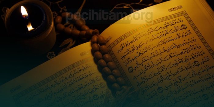 Ini Keutamaan Membaca Sepuluh Ayat Al-Quran di Malam Hari