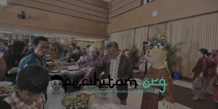 Bolehkah Makan di Rumah Non Muslim dengan Hidangan yang Belum Jelas Status Kehalalannya?