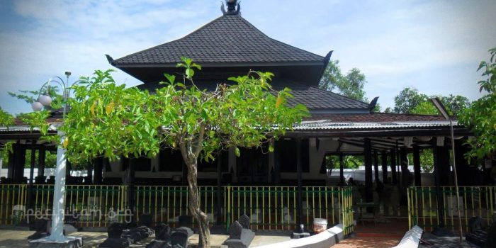 Makam Walisongo di Jawa Tengah