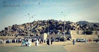 Jabal Rahmah, Bukit Kasih Sayang; Tempat Bertemunya Nabi Adam dengan Siti Hawa