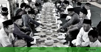 Tradisi Saprahan; Makan Bersama ala Masyarakat Melayu